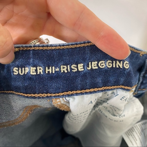 American Eagle Super Hi-Rise Jegging 2 - Picture 7 of 8